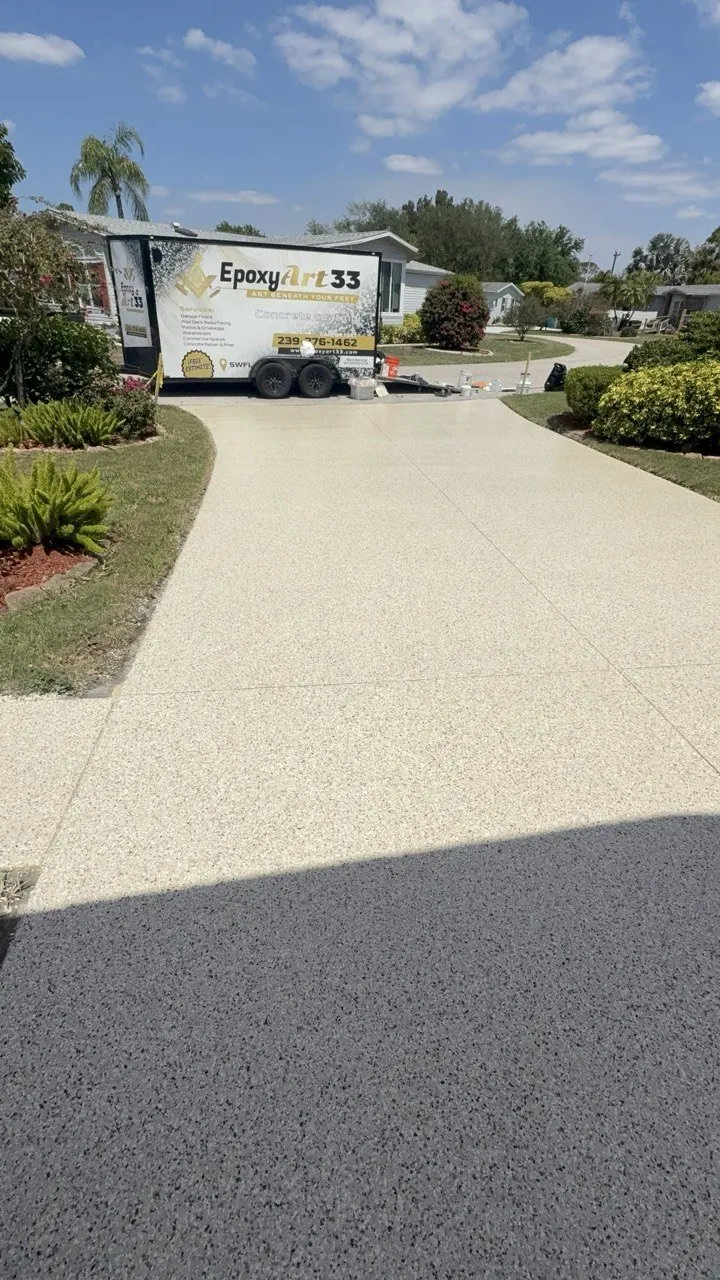 Finished Flake Driveway - Tan & Pearl Naples