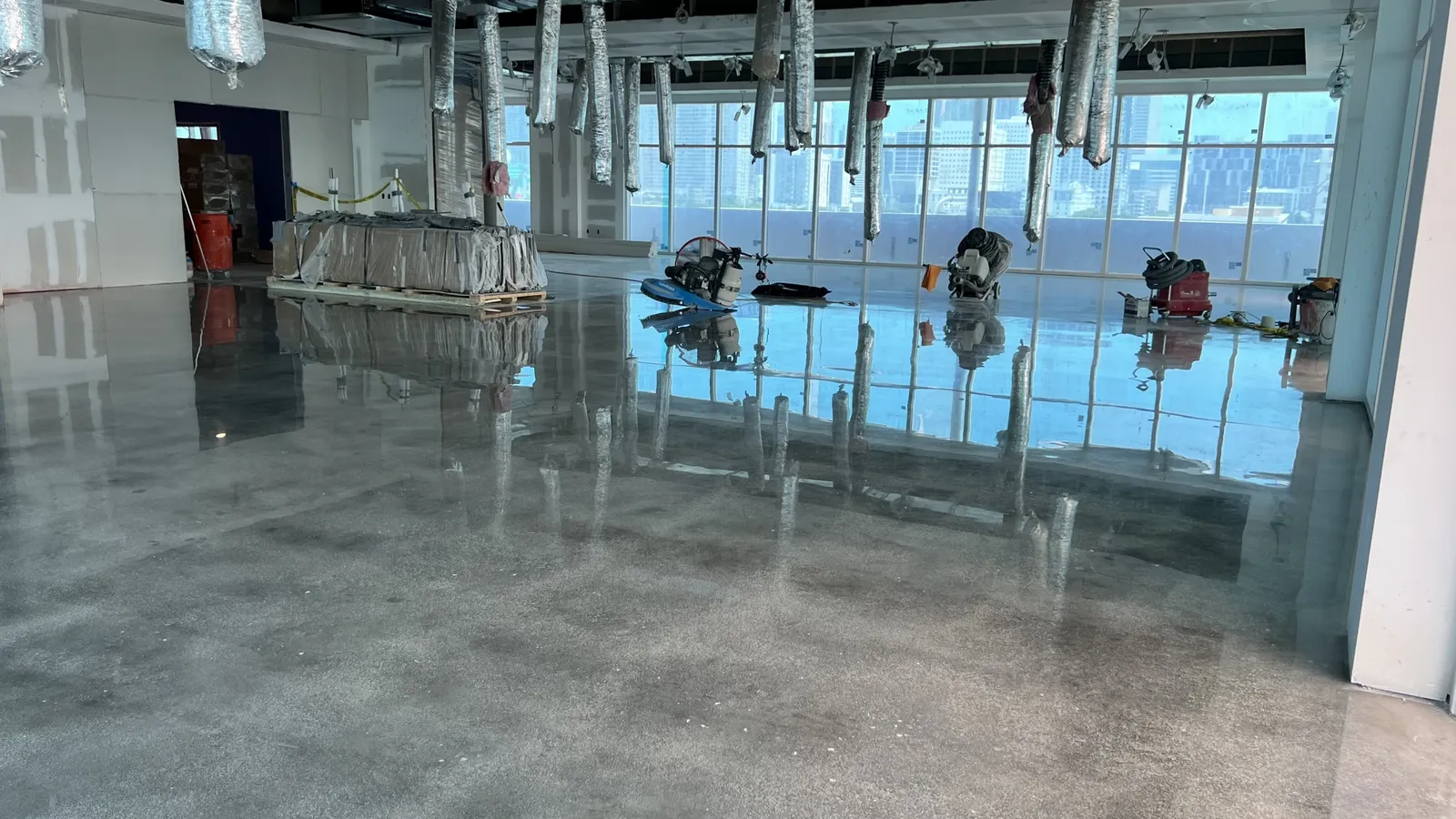 Process — Planetary grinders and burnishers in action